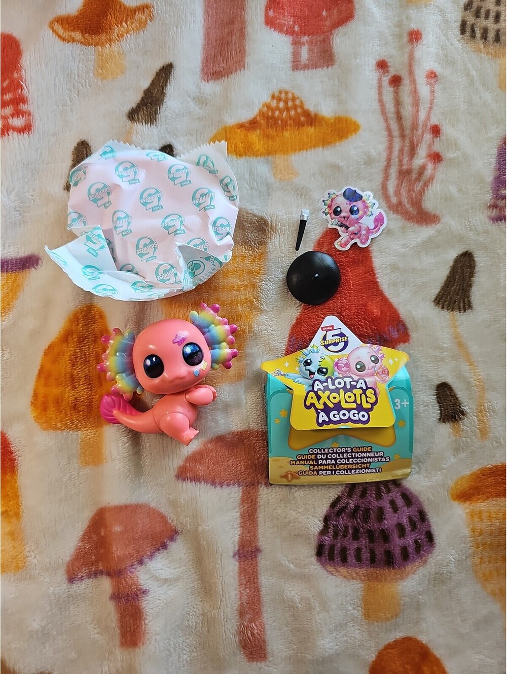 Paint Alotl from Mini Brands A-Lot-A Axolotls by Zuru 5 Surprise